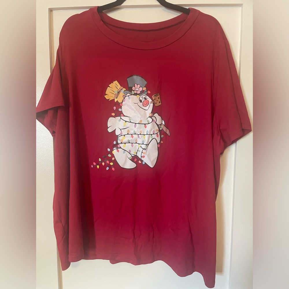 Red Graphic T-Shirt with snowman Design